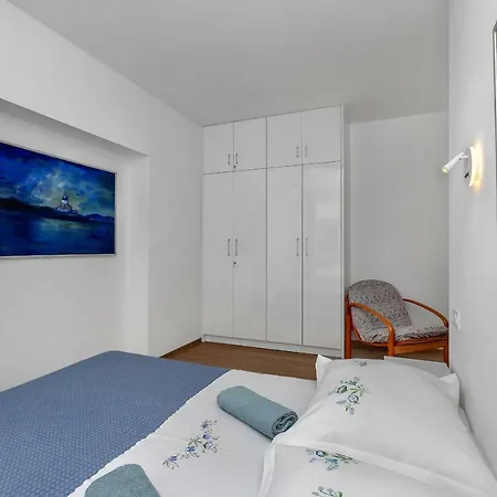 Mediteraneo 아파트