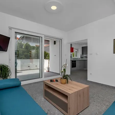 아파트 Mediteraneo