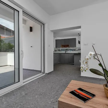 Mediteraneo * 마카르스카