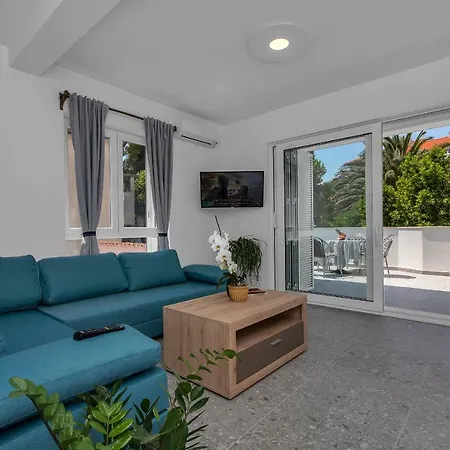 아파트 Mediteraneo 마카르스카