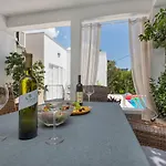 Mediteraneo 아파트