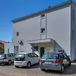 Apartman Mediteraneo *