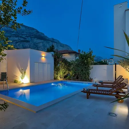 Daire Mediteraneo Makarska