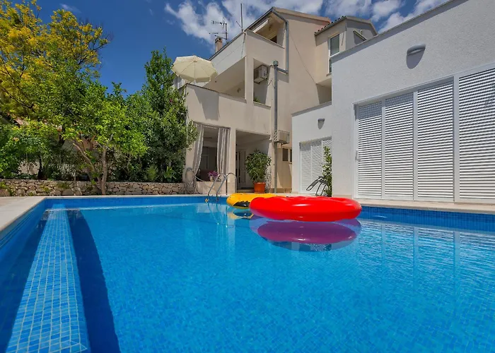 Mediteraneo Апартаменти *